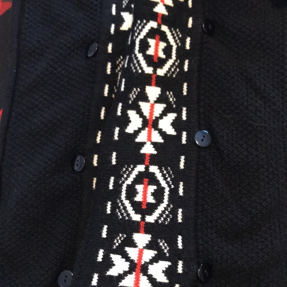 CALIFORNIA MOONRISE Women’s Knit Poncho - Picture 5 of 5